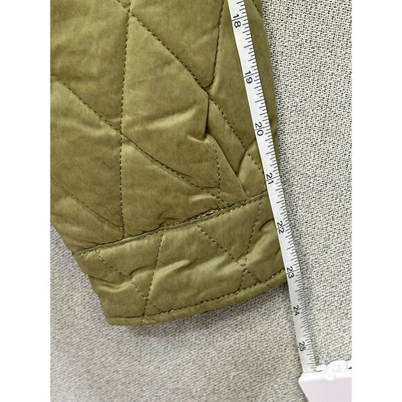 NWOT women’s Levi’s Army Green Quilted Jacket w/ pockets Zip & Snap Closure M - Picture 12 of 16